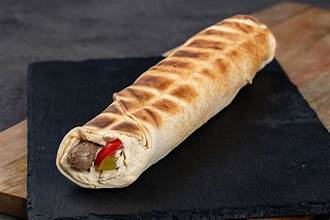 ساندويتش مقانق